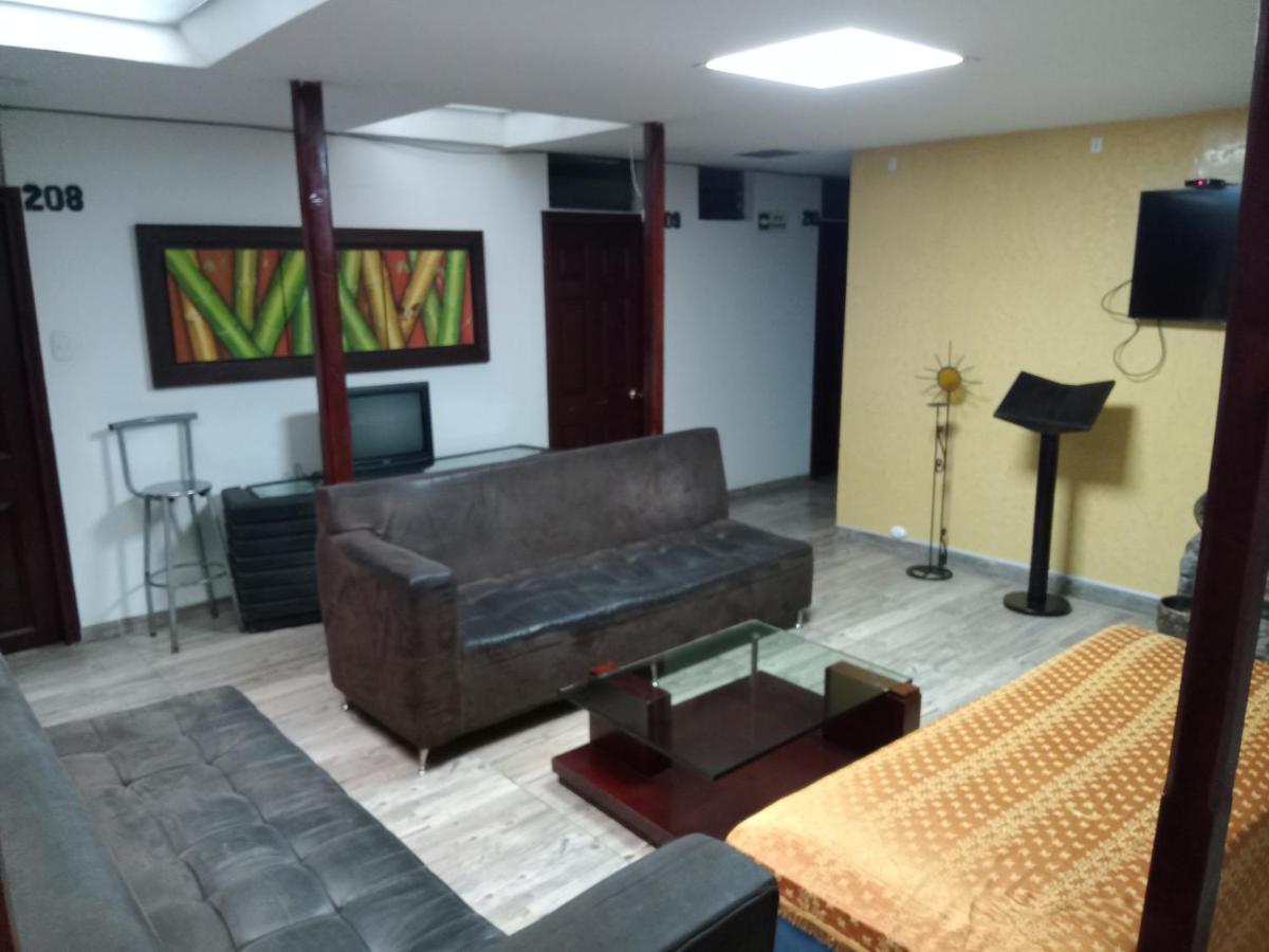Hotel Canaveral Plaza Манисалес Екстериор снимка