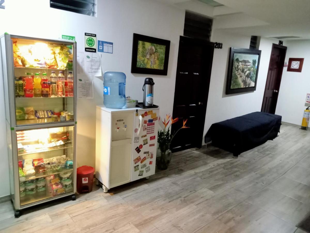 Hotel Canaveral Plaza Манисалес Екстериор снимка