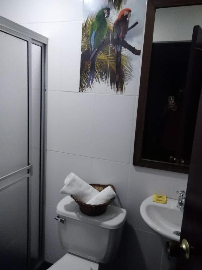 Hotel Canaveral Plaza Манисалес Екстериор снимка
