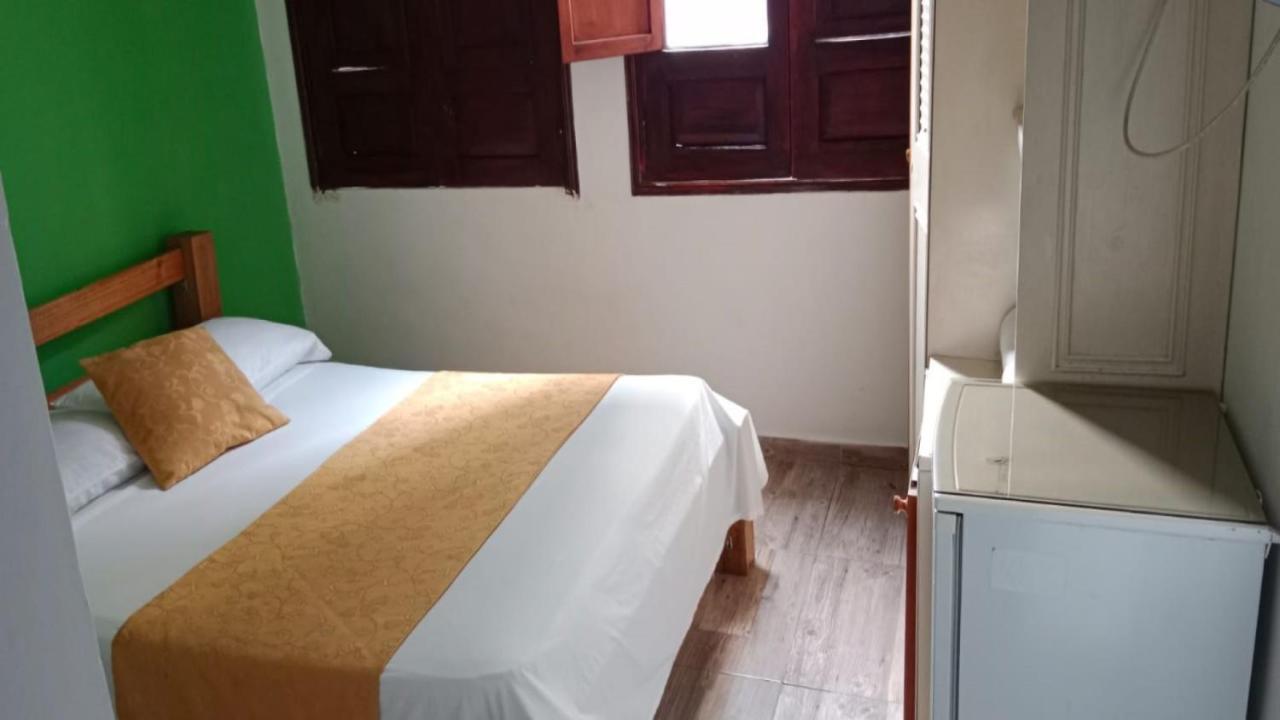 Hotel Canaveral Plaza Манисалес Екстериор снимка