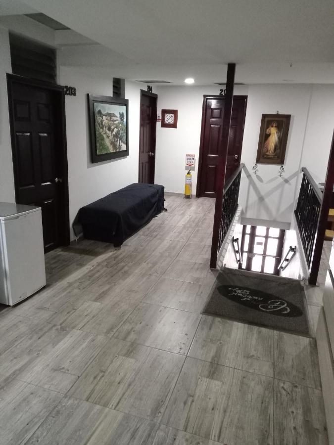 Hotel Canaveral Plaza Манисалес Екстериор снимка